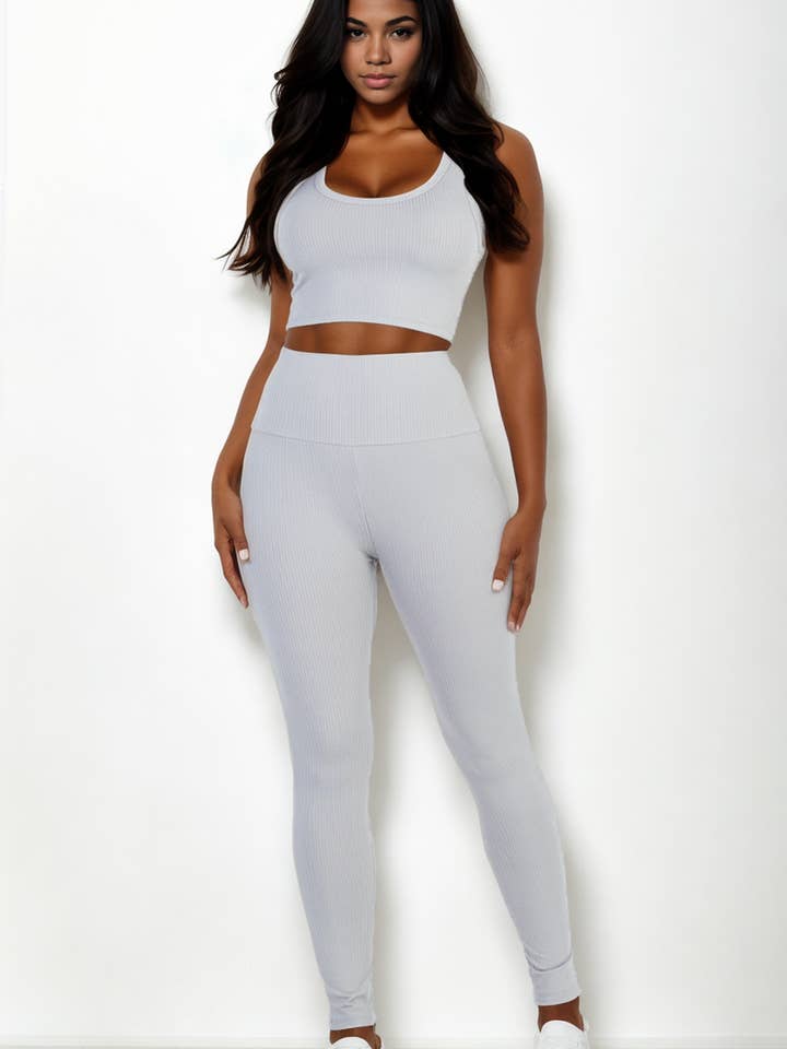 CAPELLA APPAREL - Wholesale Sportkledingset - Dames - Ribgebreide crop top en legging set11