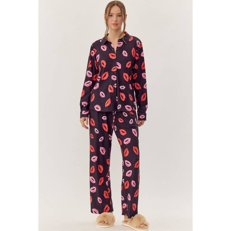 STYLE USA - Wholesale Sleepwear Set - Women's - NEW Lip Print Pajama Set0