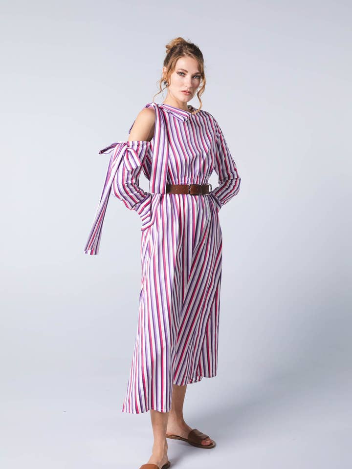 Abito lungo a righe per la vendita all'ingrosso da parte di simona bonacci