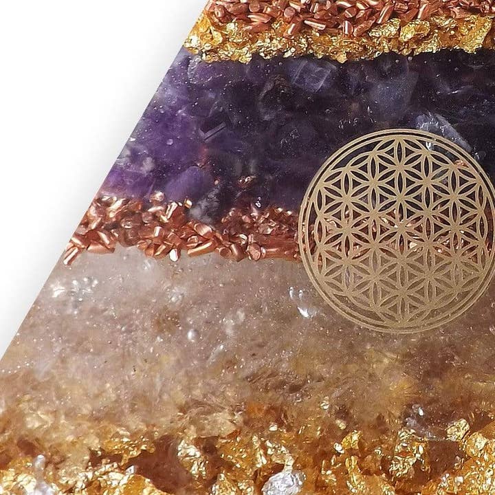 Orgonic-Art – wholesale Andlig sten/kristall – Stor pyramid orgone generator - inre harmoni, cellskydd