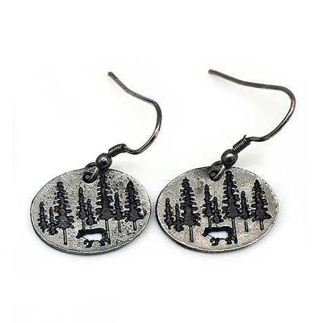 Anju Jewelry - Wholesale Dangle Earrings - Pewter Earrings - Oval Bear in Forest0