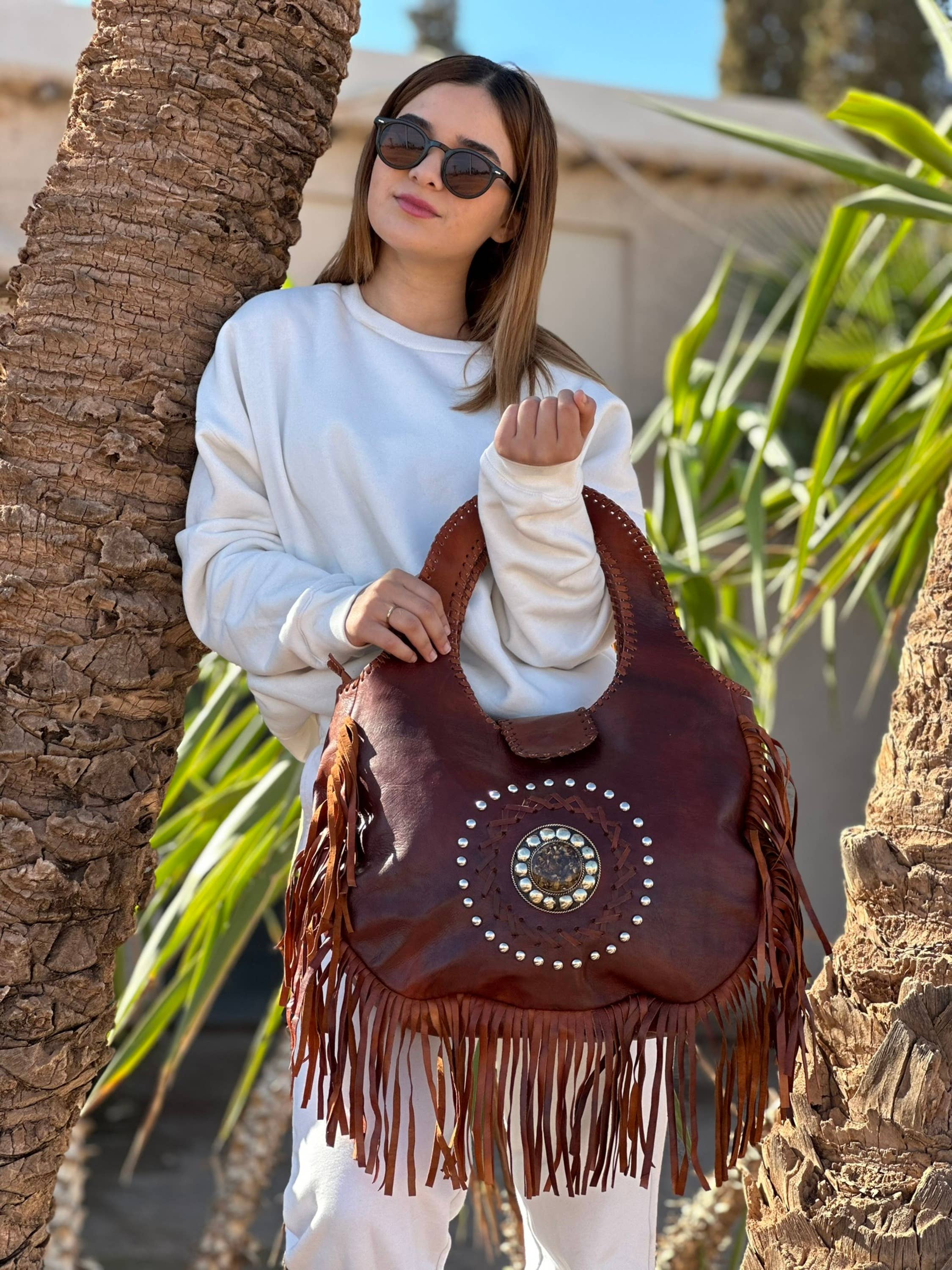 Berberwoolrug – wholesale Shoulder bag – women's – Handmade Soft Leather Gypsy Bag | Bohemian Fringe purse 5