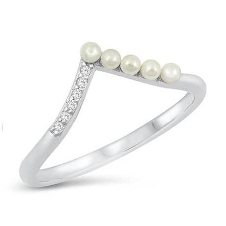 Bague Chevron à perles succulentes et diamants simulés pour la vente par Plain To Polished