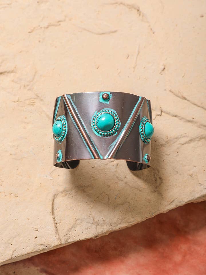 Artisan-Crafted Turquoise Cuff - Unique Ethnic Style Jewelry for wholesale by Leto Accessories