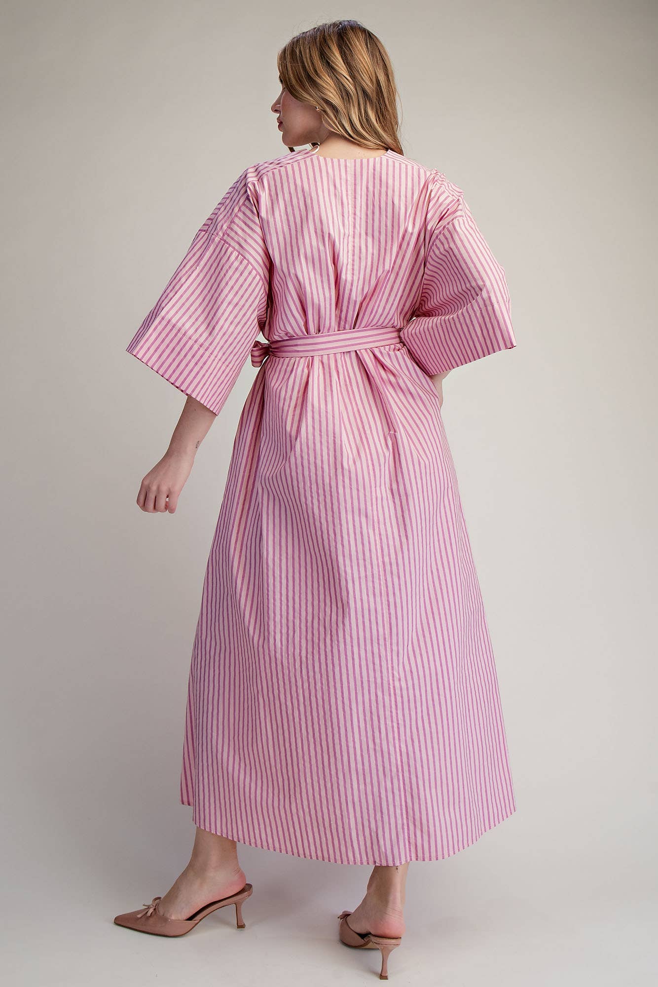 Glam - Wholesale Dress - Women's - Belted Relaxed Stripe Midi Dress6