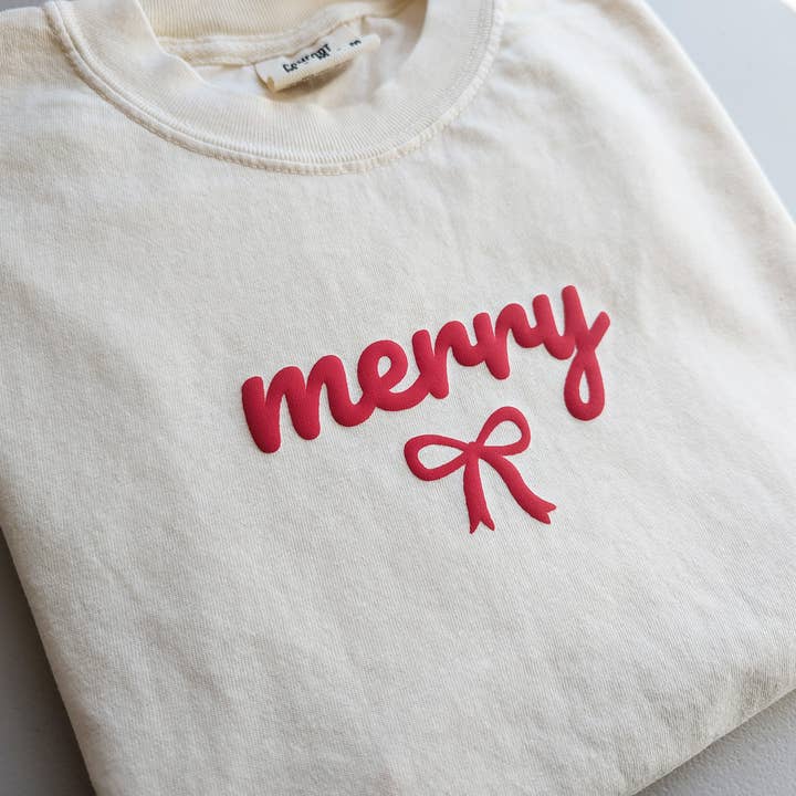 Camisetas navideñas con estampado abullonado para mujer Comfort Colors Merry y otras tendencias de Resultados para camisetas navideñas al por mayor. Devoluciones gratuitas y condiciones de pago a 60 días en Faire en Faire.