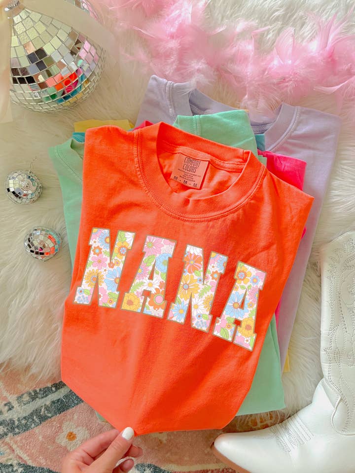 Maglietta Nana per la vendita all'ingrosso da parte di Downtown Darling Wholesale