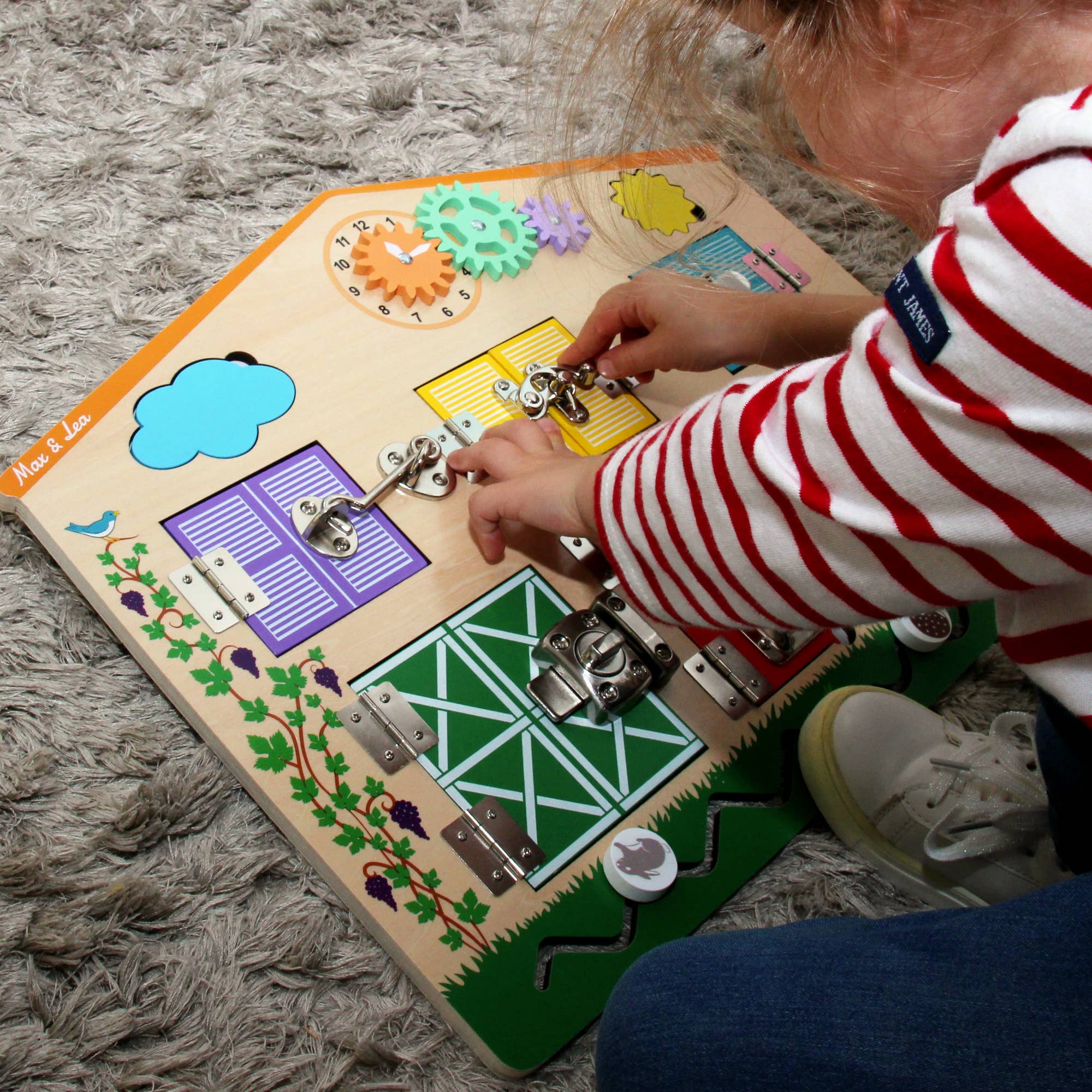 Max & Lea – wholesale Wood toy – Child – LOCKBOARD: A Superb Wooden BusyBoard3