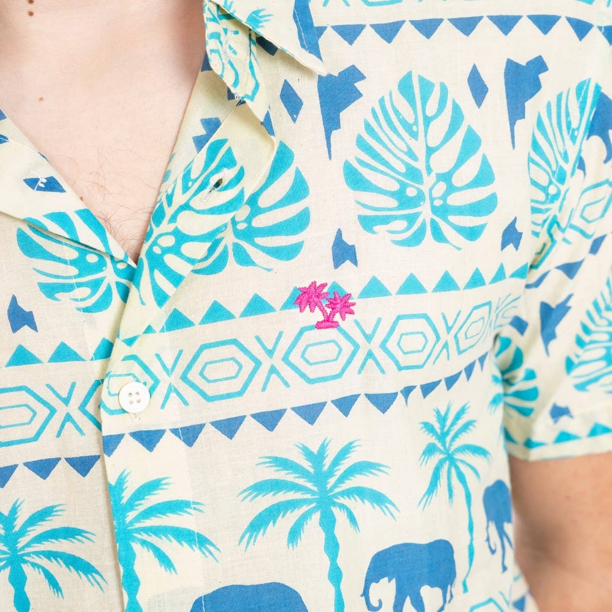 Green Men's Shirt Cartagena for wholesale on Faire2