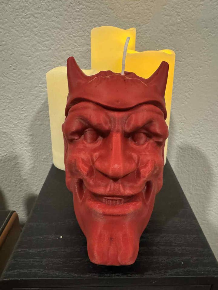 Beau diable pour la vente par Susan Schomigs Creations