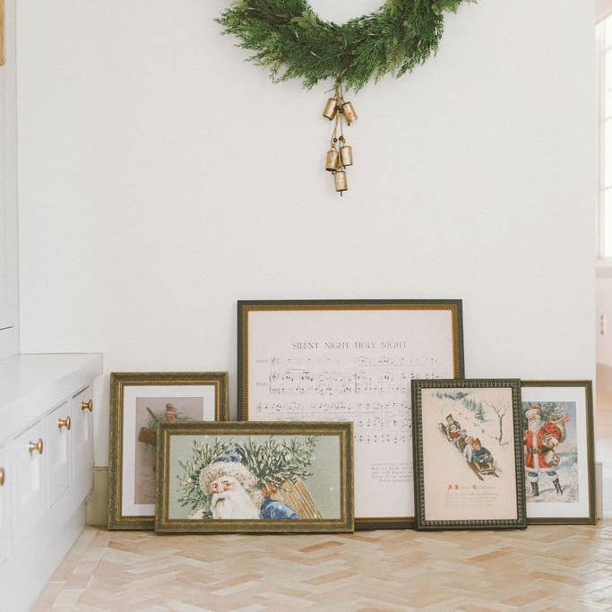 Petal Lane Home - Wholesale Christmas Wall Art - Santa Dressed In Blue Framed Antique Art