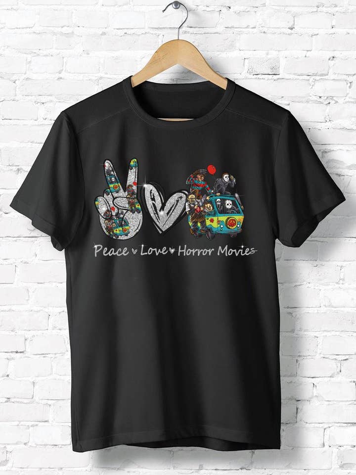 Chemise Peace Love Horror Movies Killers, Chemise Halloween pour la vente par iBuyCanvas
