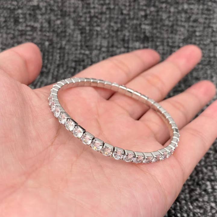 Mio Queena – wholesale Bangle bracelet – Sparkling Full CZ 18K Gold Plated SS elastic Bracelet - FGS3