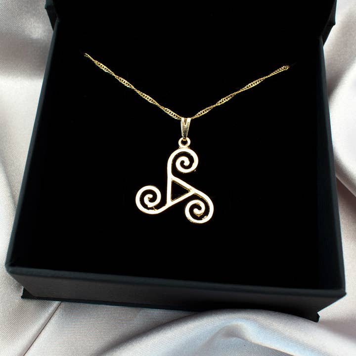 Moonlistic - Vendita all'ingrosso Collana con ciondolo/pendaglio - Collana a spirale celtica (oro)