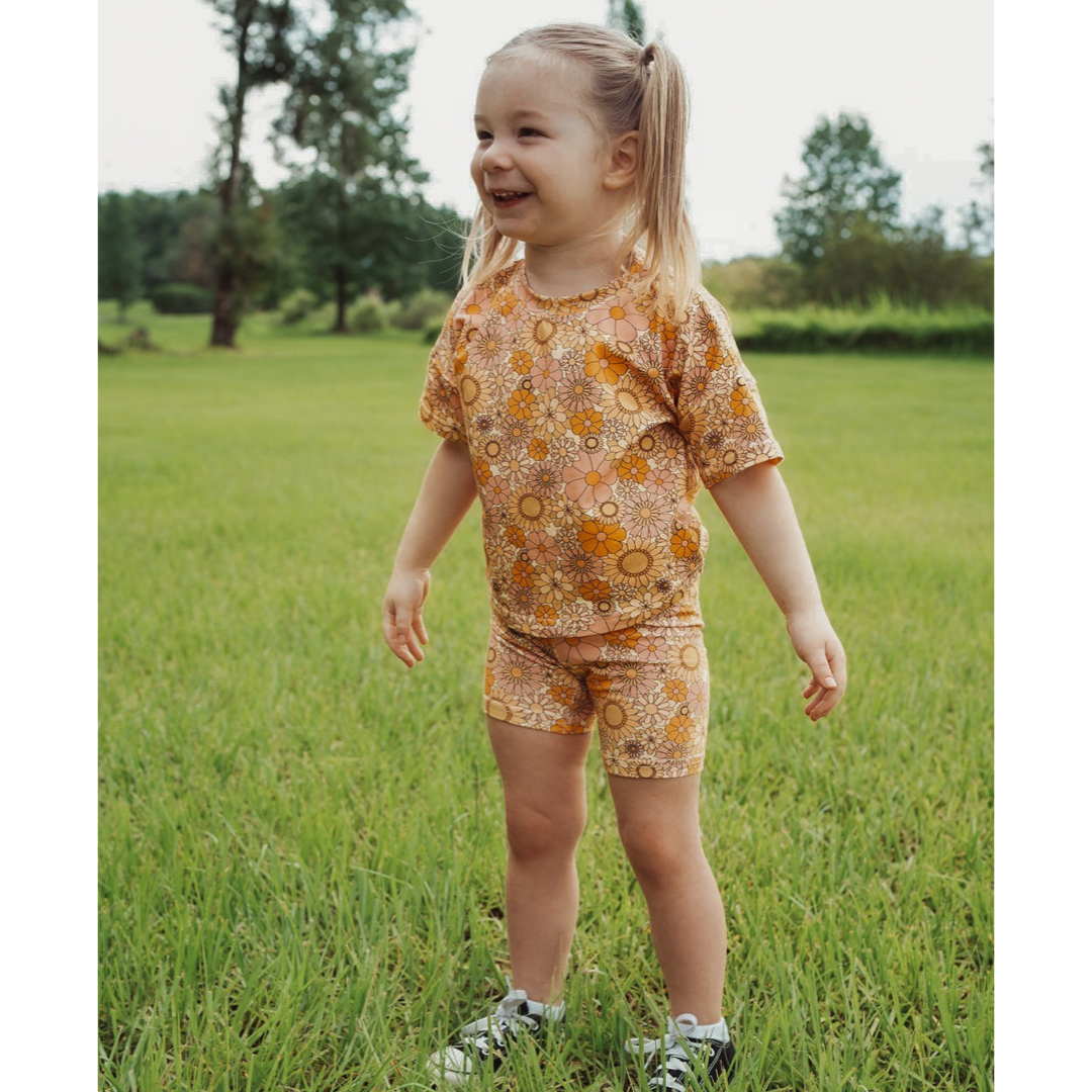 Sadie Scott - Wholesale Shorts - Kids - Bike Shorts | Retro Floral | Cotton2