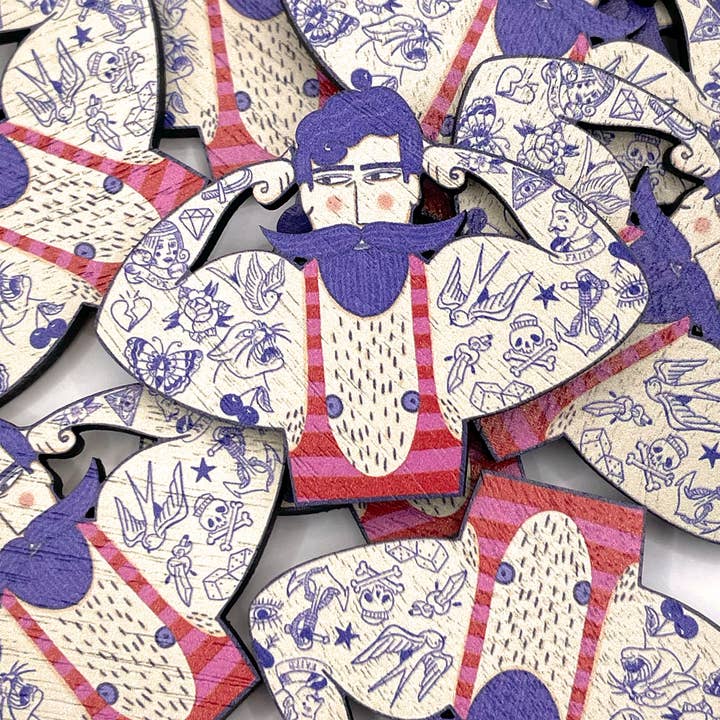 Su Owen – wholesale Brooch – Vintage Style Circus Strongman Wooden Pin Brooch2
