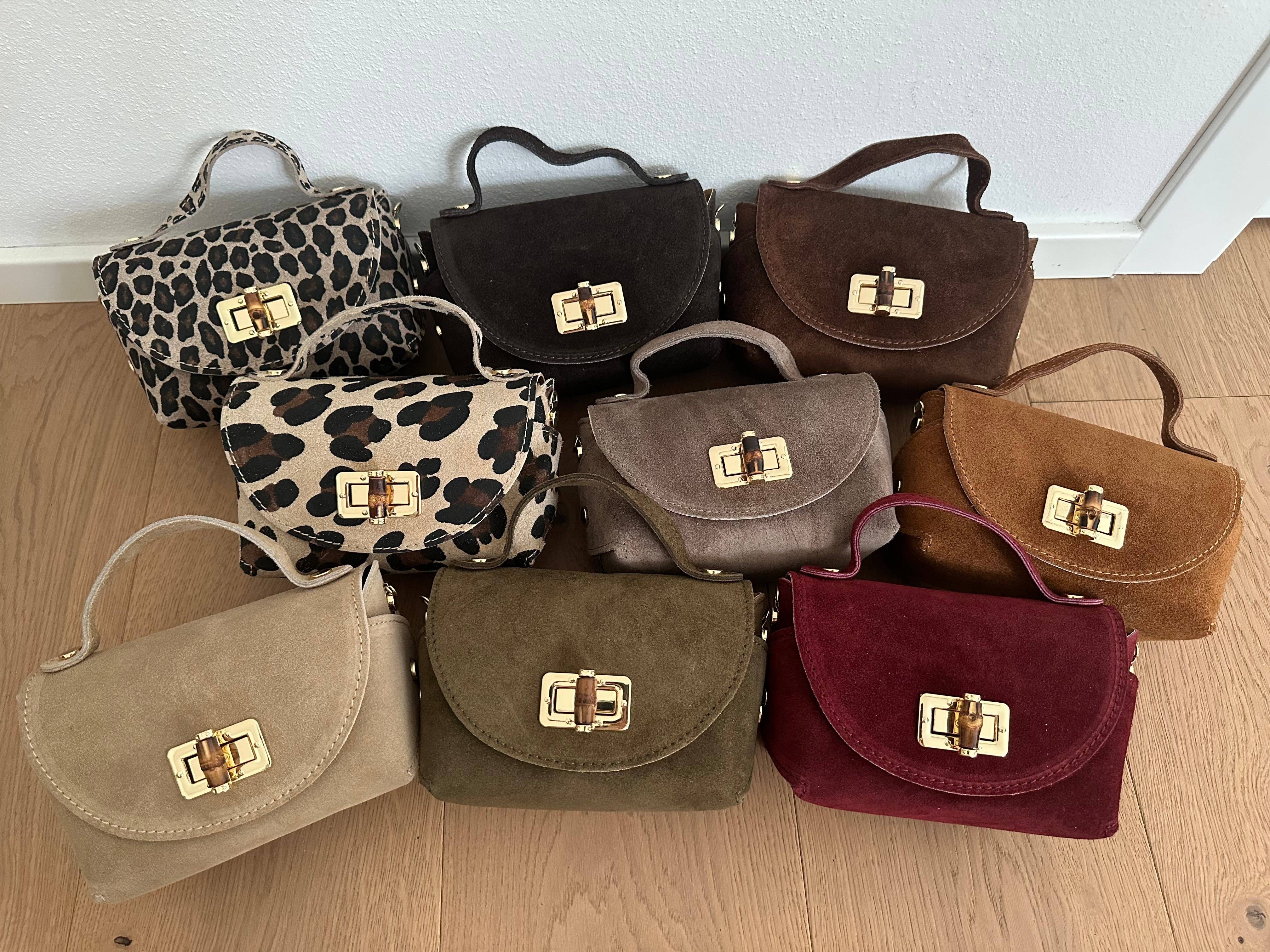 Zhade – wholesale Crossbody bag – Women's – SIERRA suede mini bag in genuine leather with chain strap7