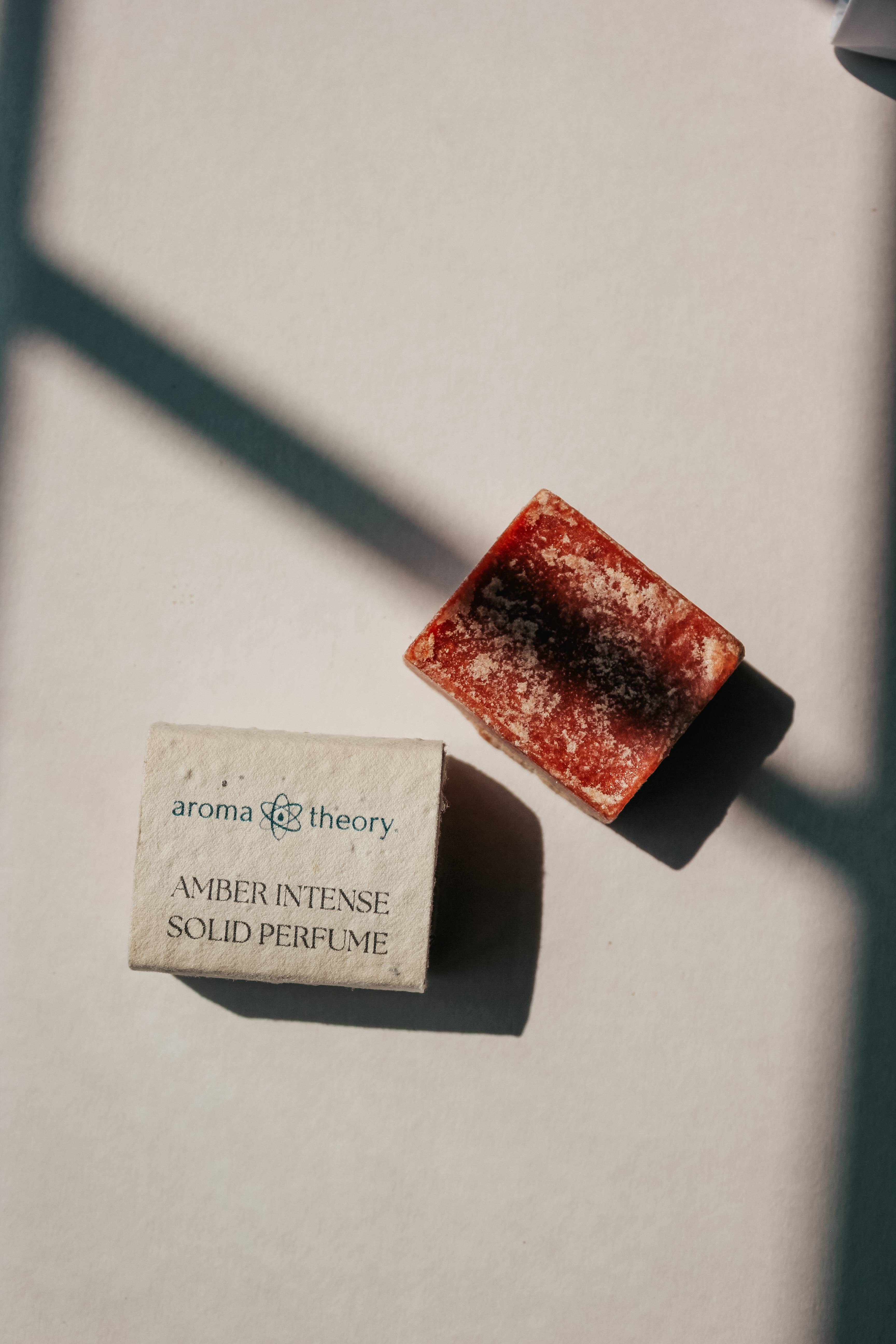 Aroma Theory - Wholesale Solid Perfume - Moroccan Amber Intense Resin Solid Perfume