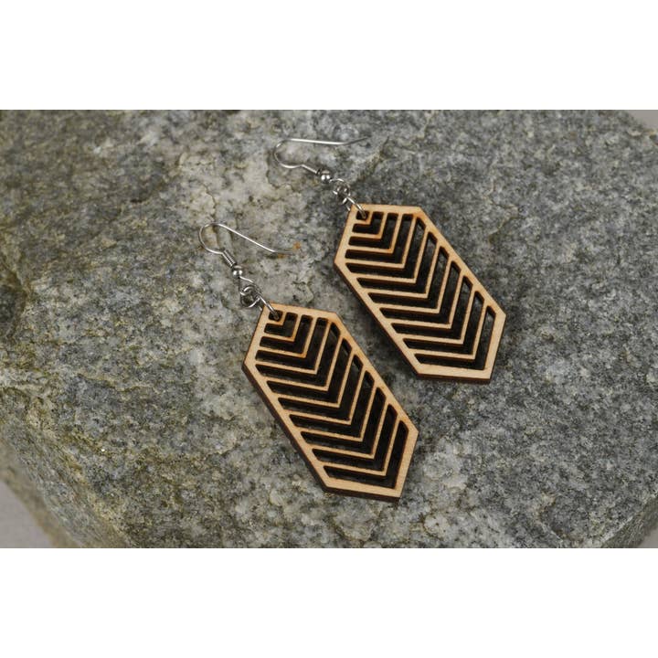 Pendientes de plumas geométricas cortadas con láser para venta al por mayor de Better Wheel Workshop