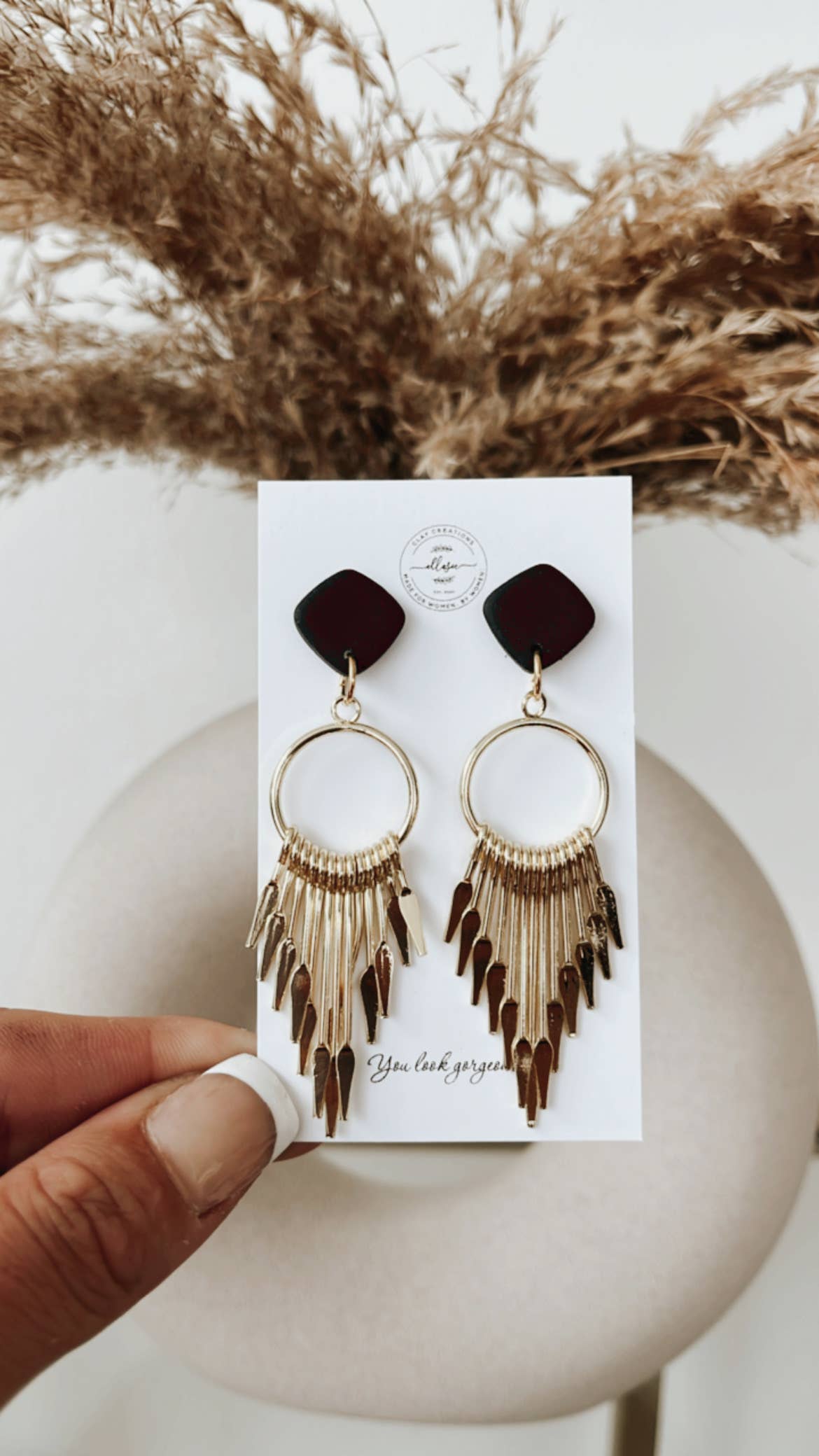 ElleseeWomen - Wholesale Dangle Earrings - Megan dangles1
