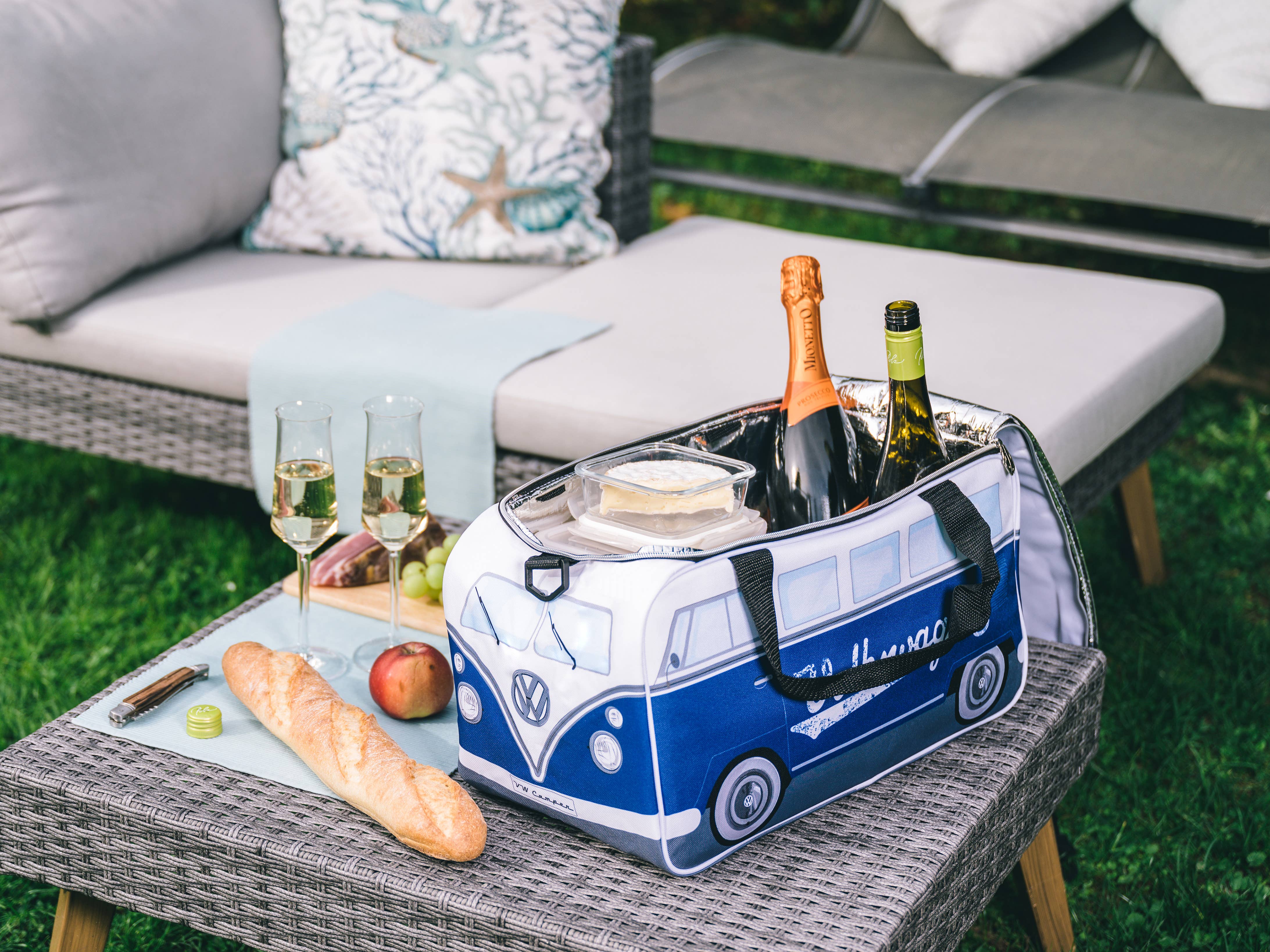 VW Collection by BRISA - Vente Glacière/sac isotherme - Sac isotherme de voyage léger VW T1 Bus (25 l) – bleu/blanc4