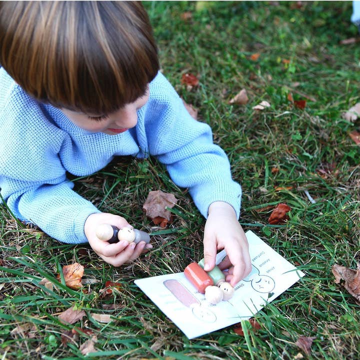 My Felt Story - Wholesale Toy Set - Kids - Muted Feeling Peg Dolls 10 Set + Booklet4