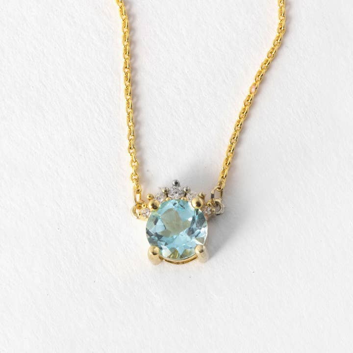 Collana Lyla - Topazio blu per la vendita all'ingrosso da parte di Heilo Jewelry