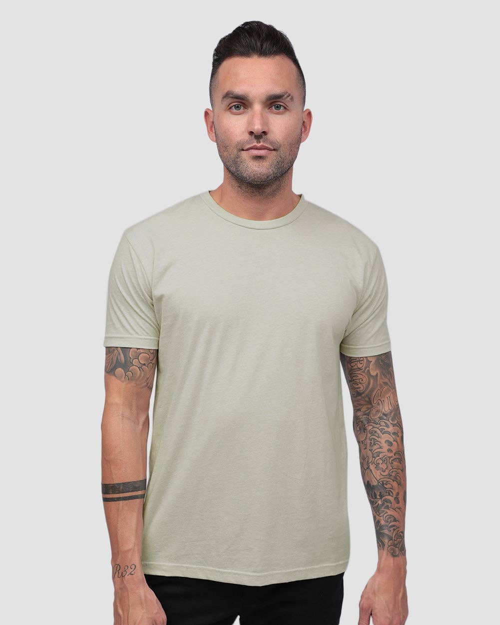 INTO THE AM - Wholesale T-Shirt - Men's - Men's Premium Fitted Plain Blank T-Shirt42