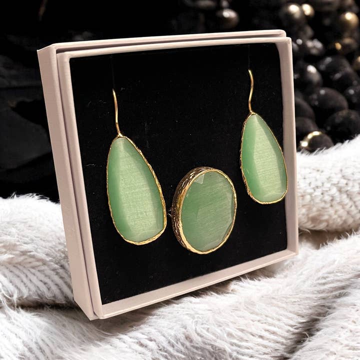 "VELYOR" set gold-plated in green agate for wholesale by TOURMALYN