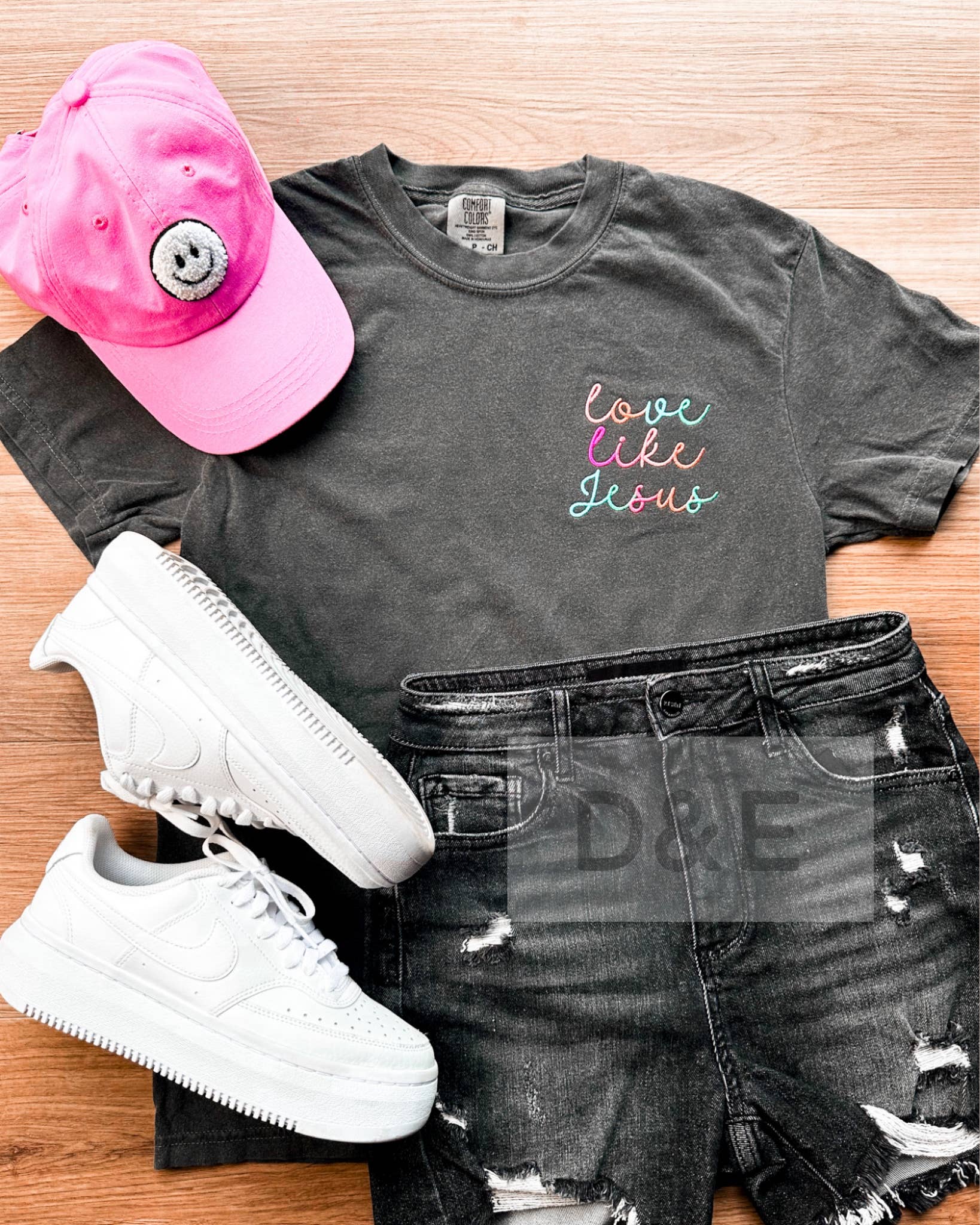 D&E Tees - Wholesale T-Shirt - Women's - Love Like Jesus Embroidery Graphic Tee0