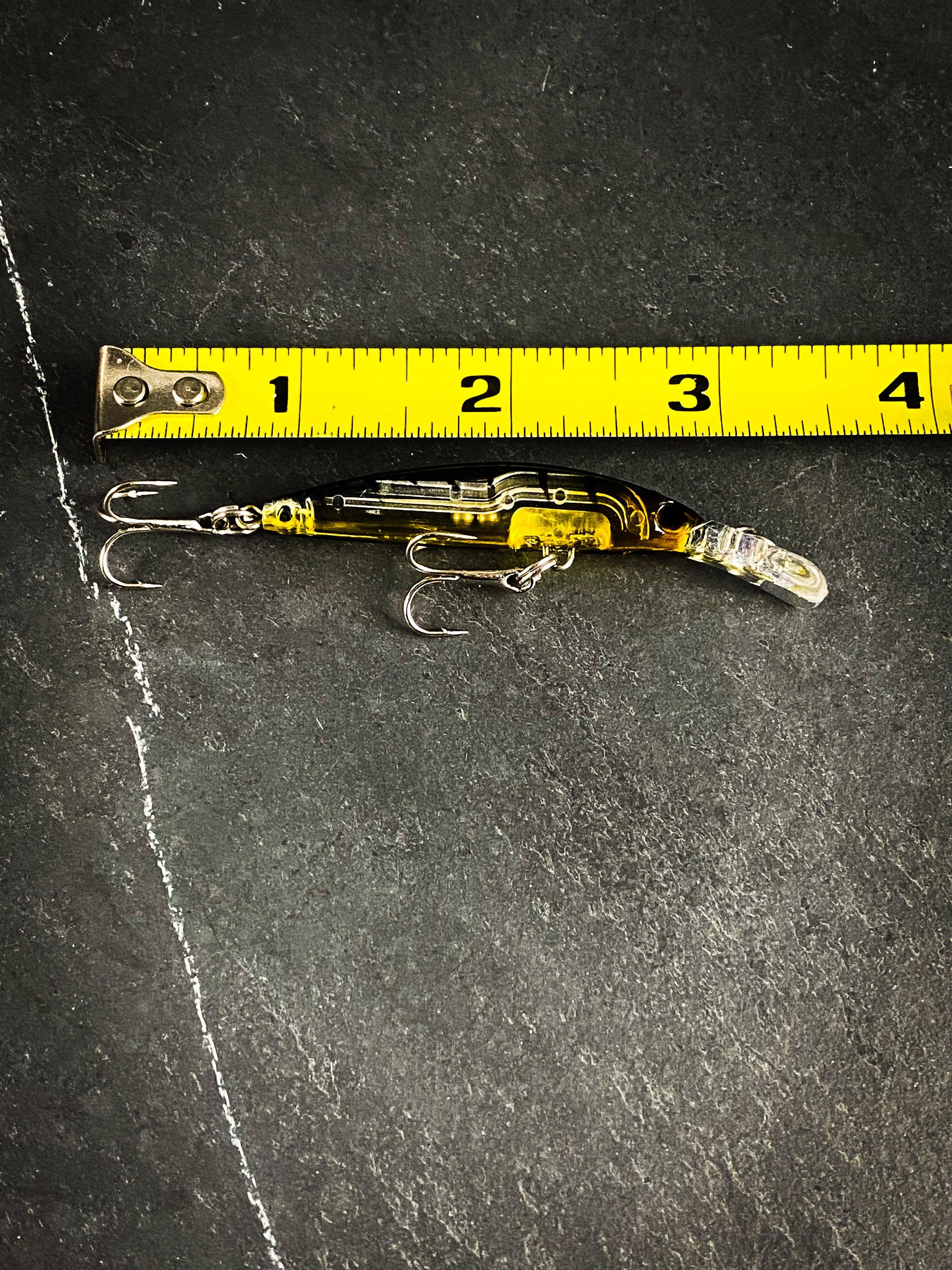 Outdoor Junction - Wholesale Sporting Accessories - Skinny Hard Crankbait Sinking Minnow16