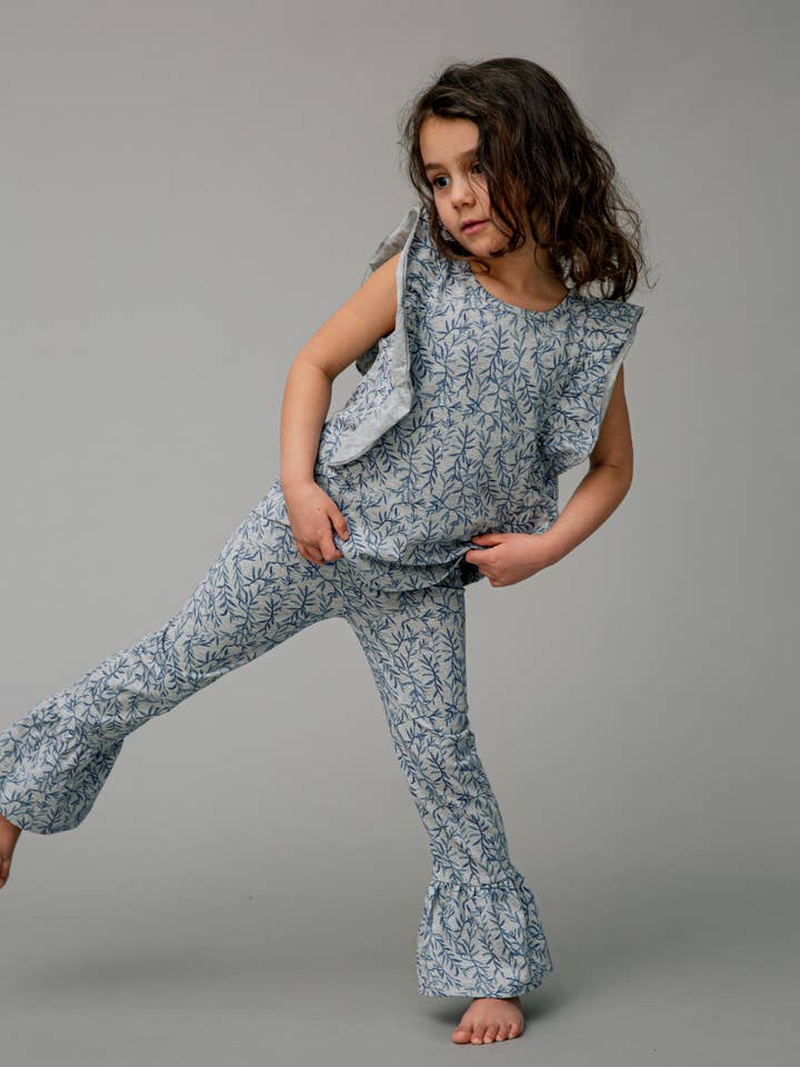 Slå om-bukser med flæse for engroshandel hos Charlie Tells