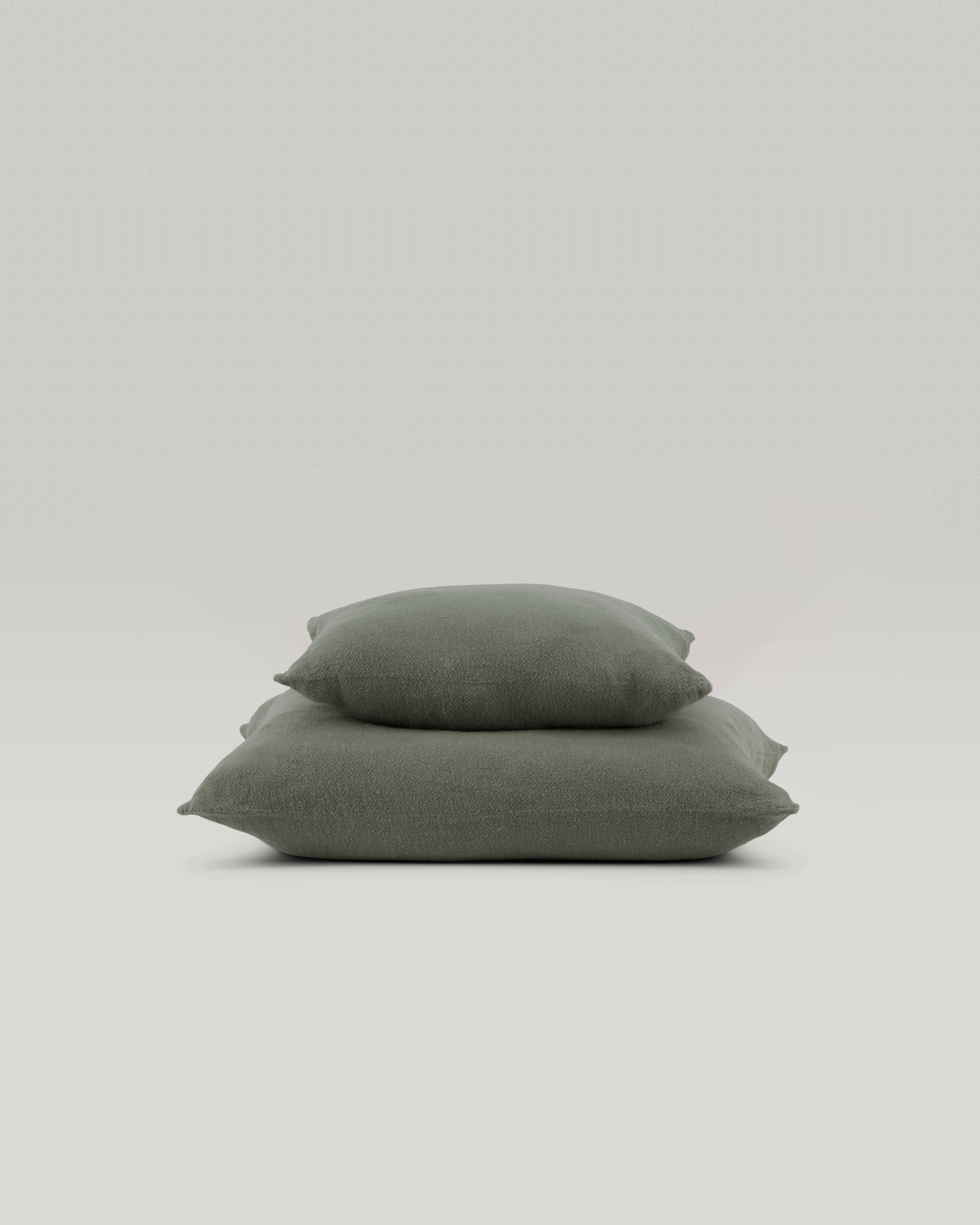 Maison Masarin – wholesale Stolskudde – Fransk kuddfodral i rå linne – vår- och sommarbäddset9