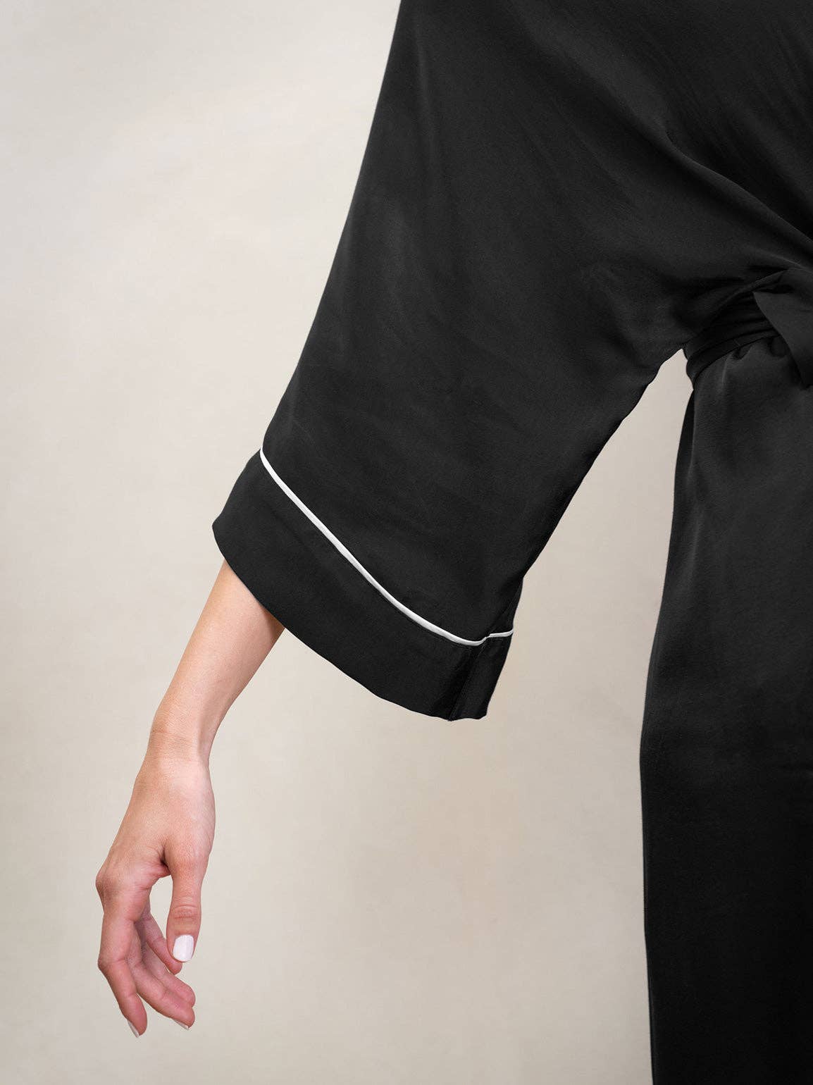 Meadow - Wholesale Robe - Women's - LUXURIOUS  ROBE2