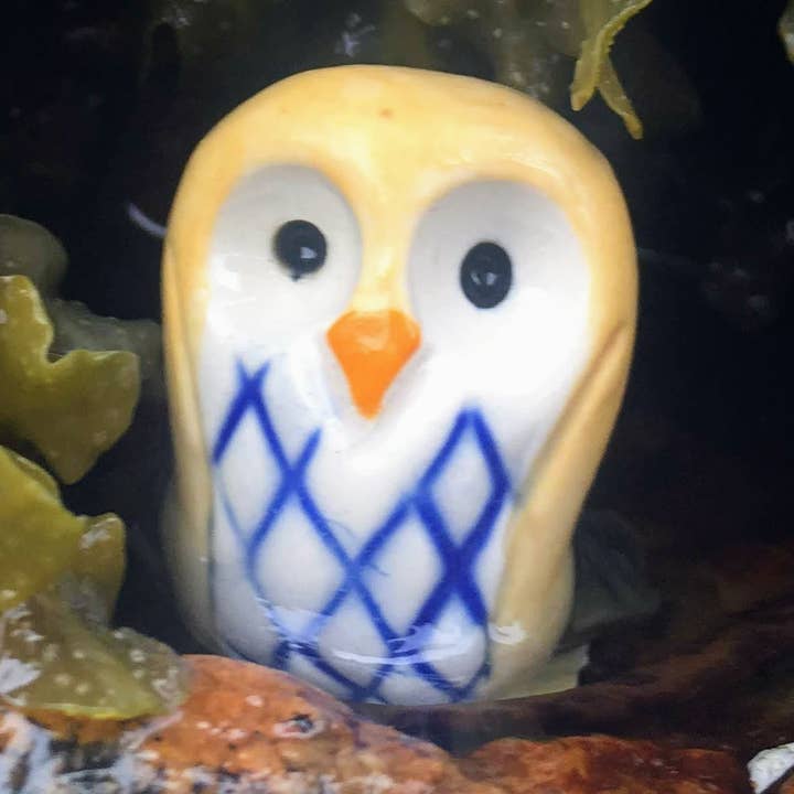 Plays in Mud Pottery - Wholesale Decorative Figurine - Tiny Owl Ceramic Stoneware Figurine Handmade Decoration0