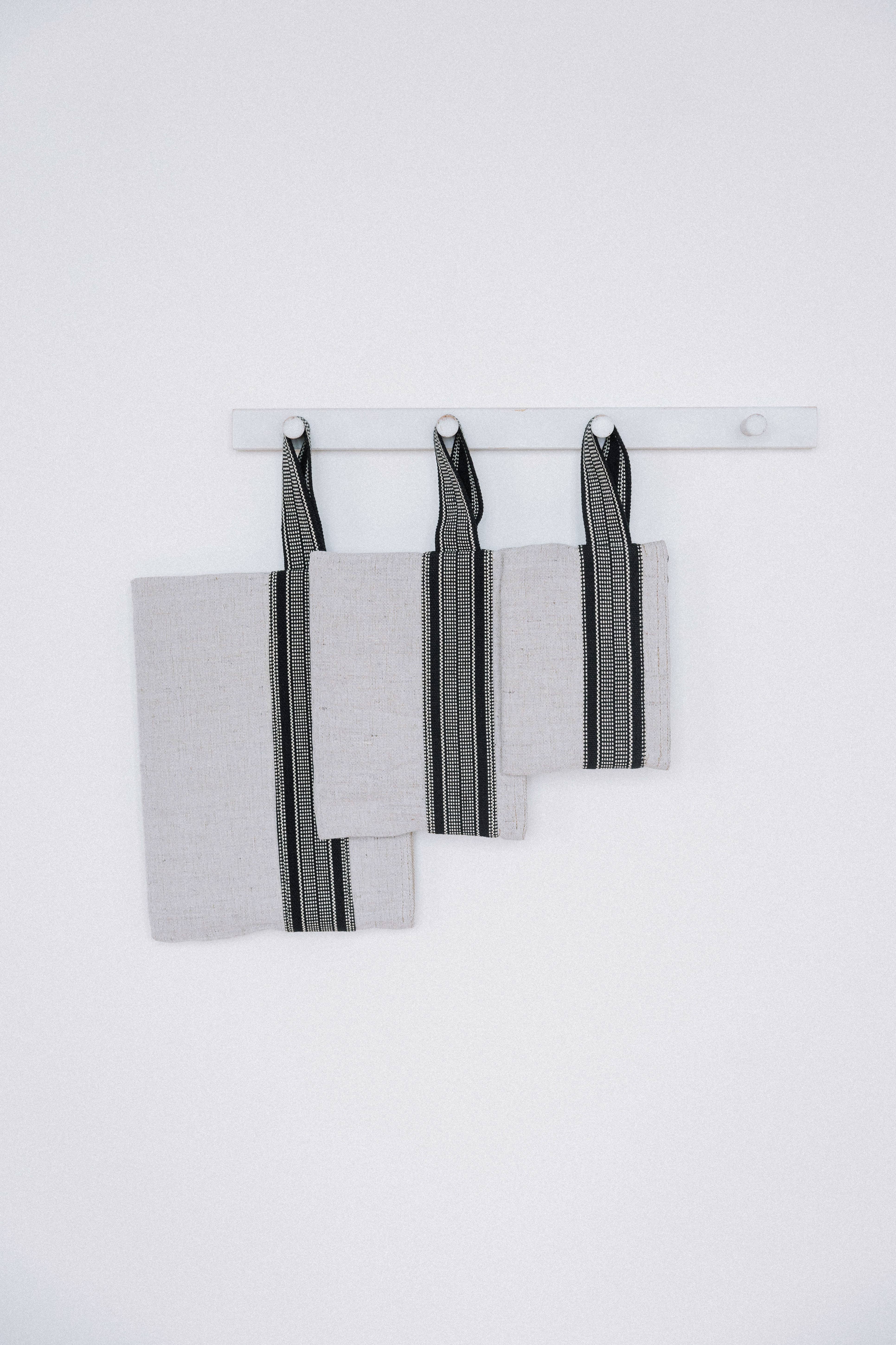 Will & Atlas - Wholesale Wristlet - Wristlet Clutch Bag, jute / Belleville Pouch Black, 3 sizes1