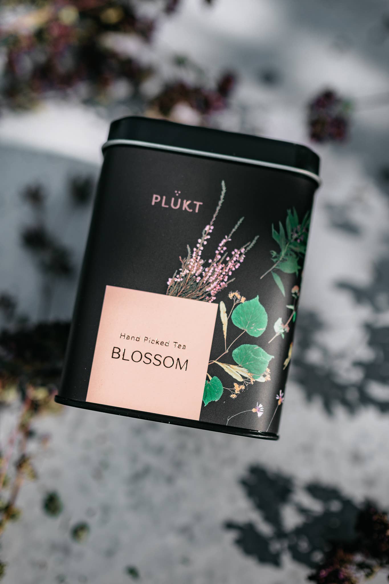 Plūkt – Großhandel Gesundheits-/Entgiftungstee – Tea Blend Blossom – Bio-Kräuterblüten-Tee aus nordischen Wiesen9