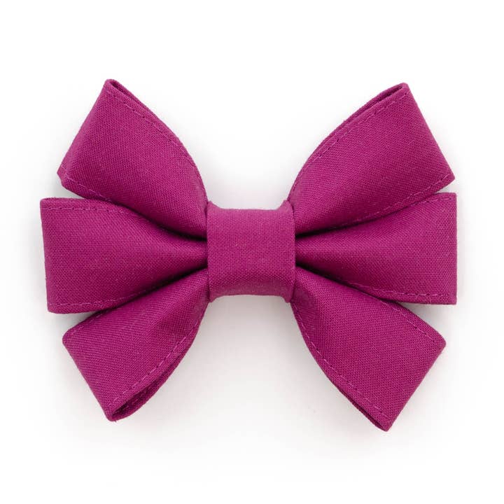 Nœud Girly Magenta pour la vente par Puddle Jumper Pups