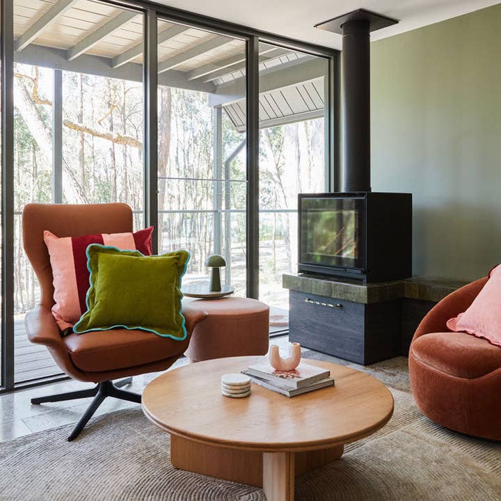 Mosey Me - Vendita all'ingrosso Cuscini decorativi - Cuscino in velluto a coste con bordatura smerlata - Pistacchio6