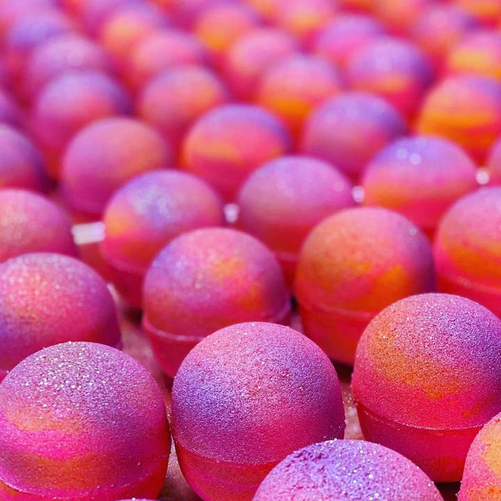 Crystal Bar Soap - Wholesale Bath Bomb/Fizz - Venus Rebirth - Vegan Crystal Infused Bath Bomb