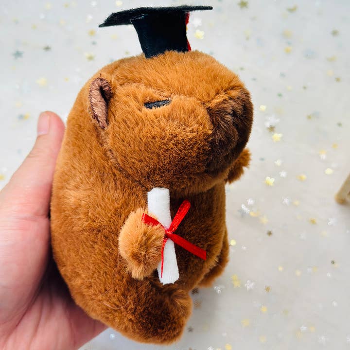CapyFun - Wholesale Keychain - Unisex - Capybara Graduation Plush Keychain