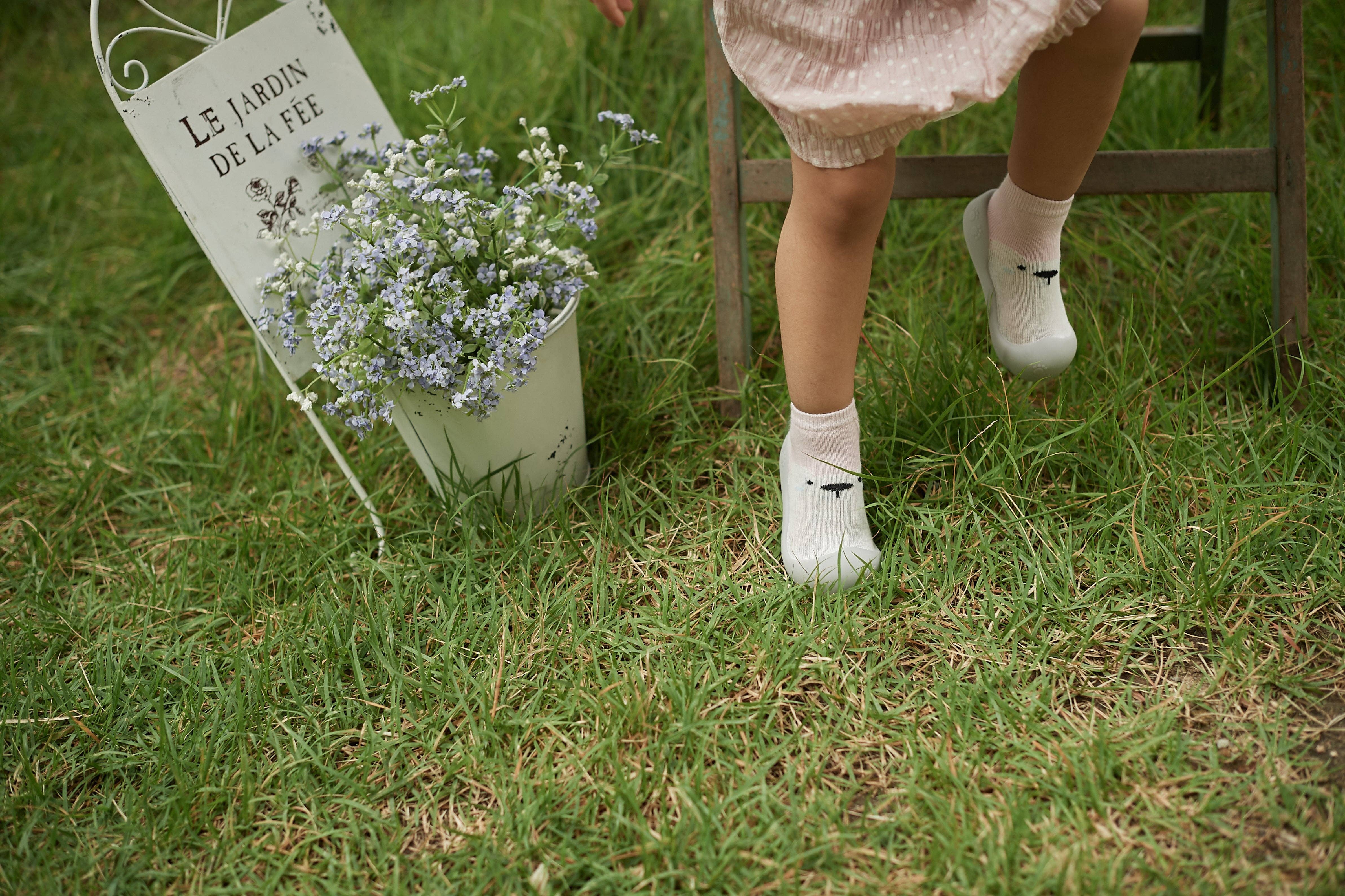 White Bear | Pink for wholesale on Faire1