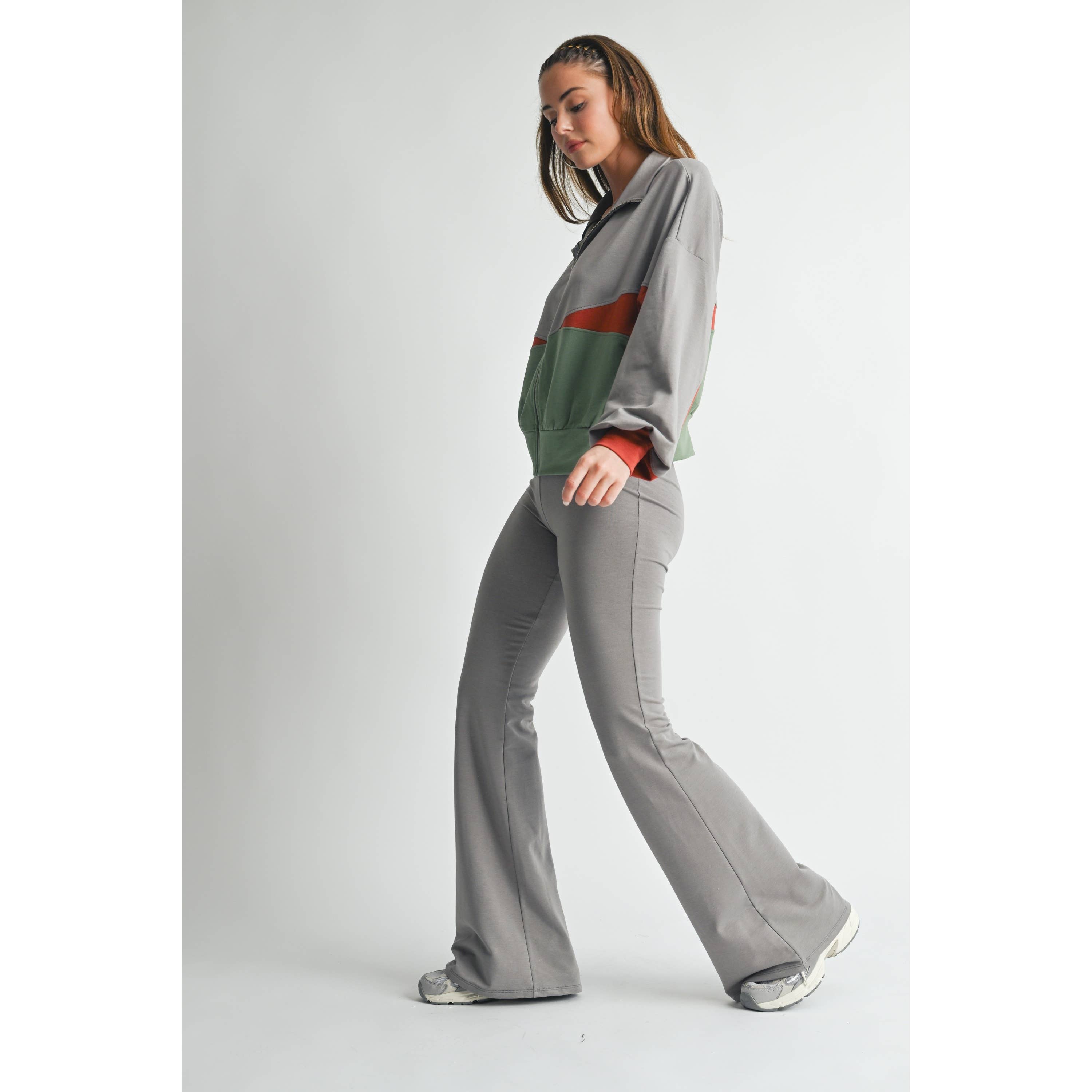 omgstyles - Vendita all'ingrosso Completo top e pantaloni (NON loungewear) - Donna - SET GIACCA E PANTALONI MULTICOLORE5