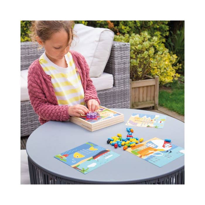 Bigjigs Toys - Wholesale Wood Toy - Kids - Seaside Peg Art Board