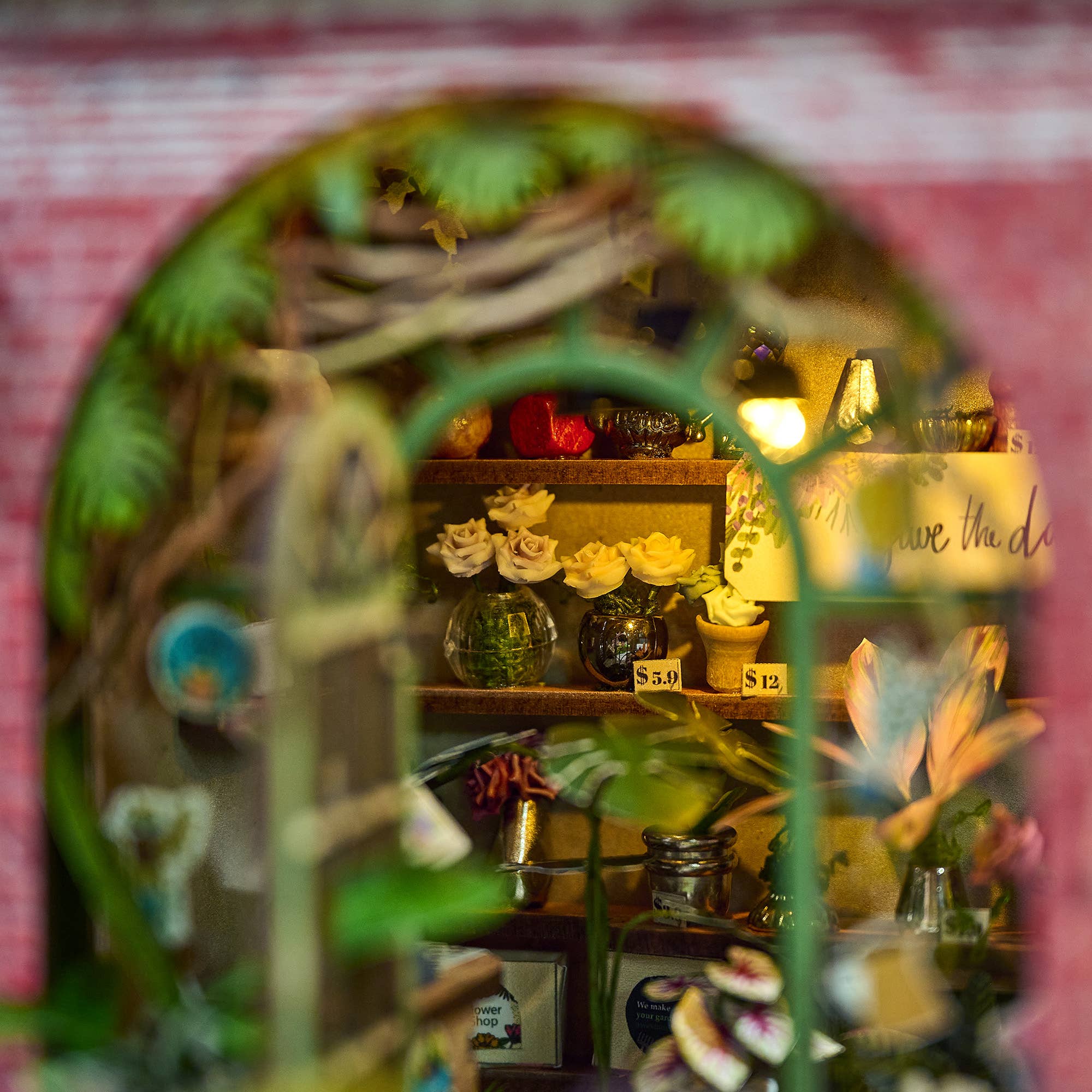 Hands Craft - Wholesale Puzzle - Kids - DIY Book Nook Kit: Flower Shop3