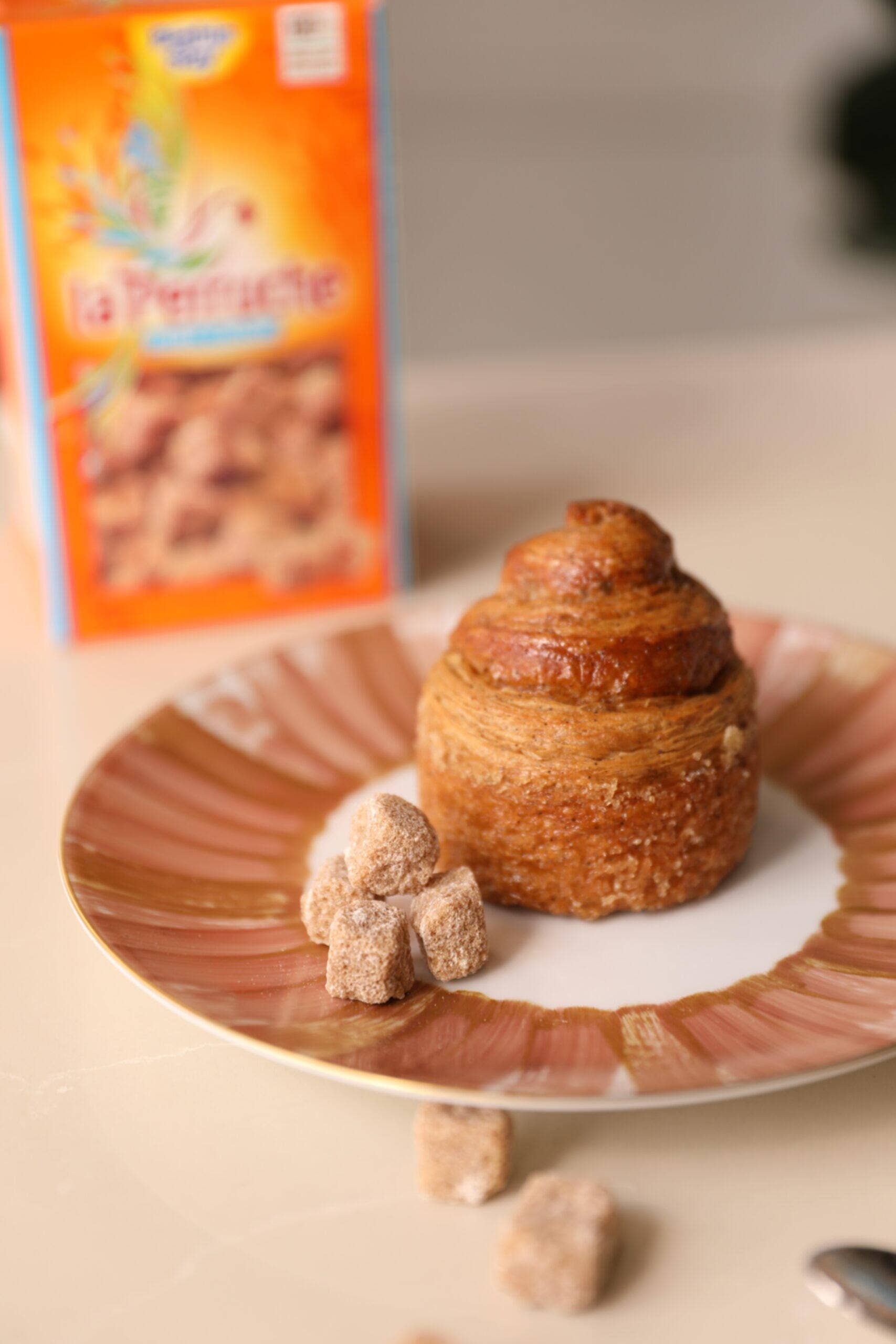 Acme Import Co - Wholesale Sugar/Sweetener - La Perruche Rough Cut Brown Sugar Cubes2