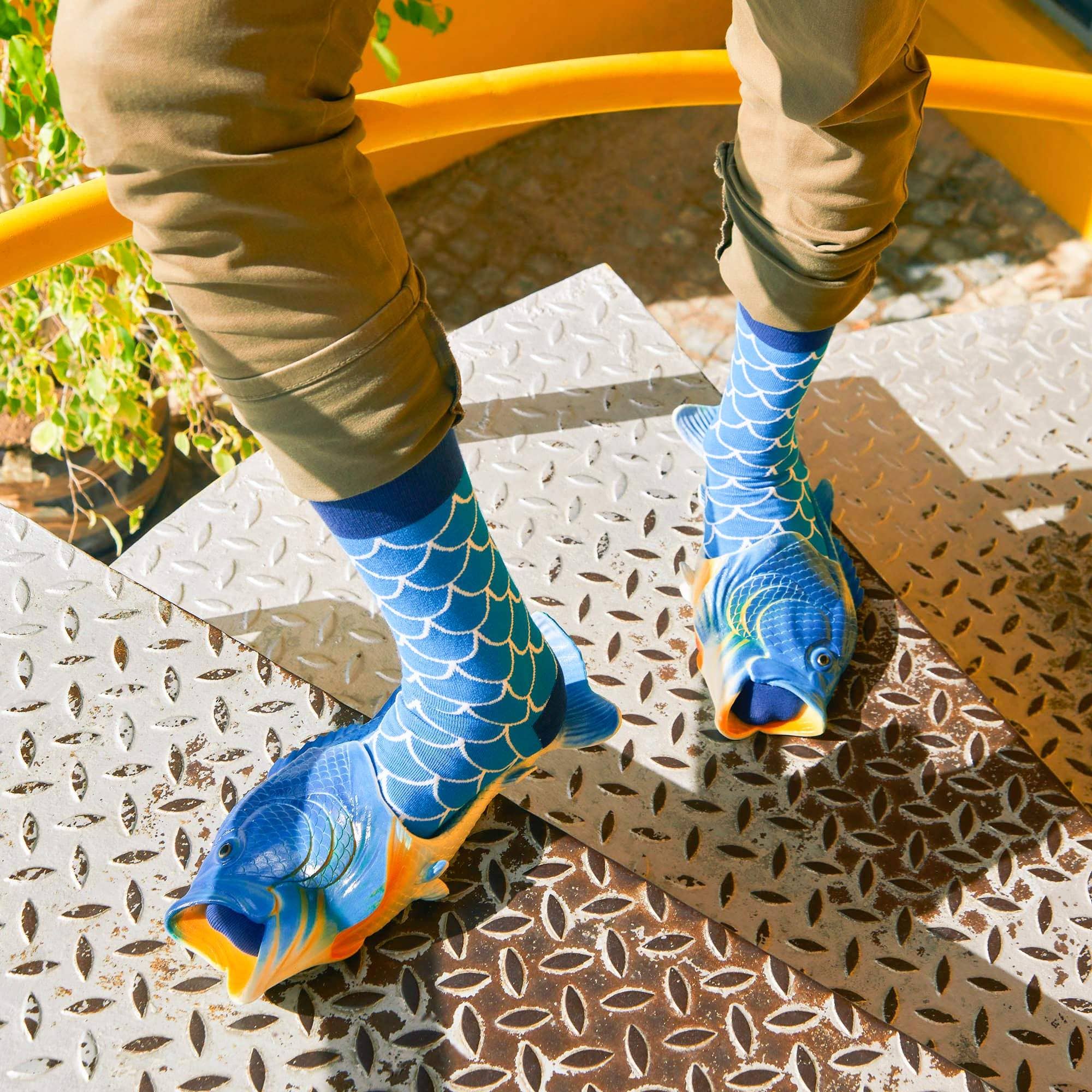 Coddies - Venta al por mayor Zapatillas para casa - Unisex - Sandalias Coddies con diseño de pez bass | Zapatillas con forma de pez9