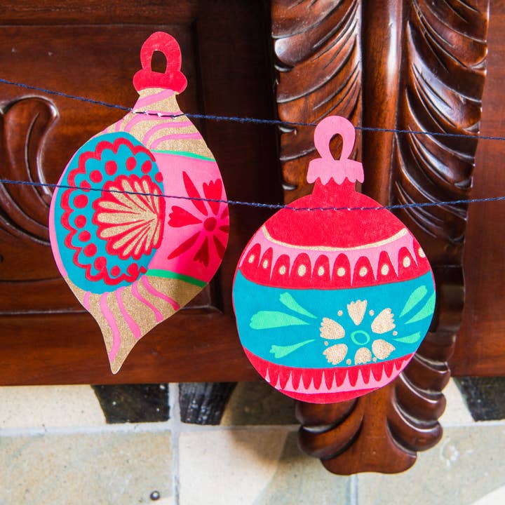 East End Press - Wholesale Bunting/Garland - UK/EU: Baubles Sewn Garland8
