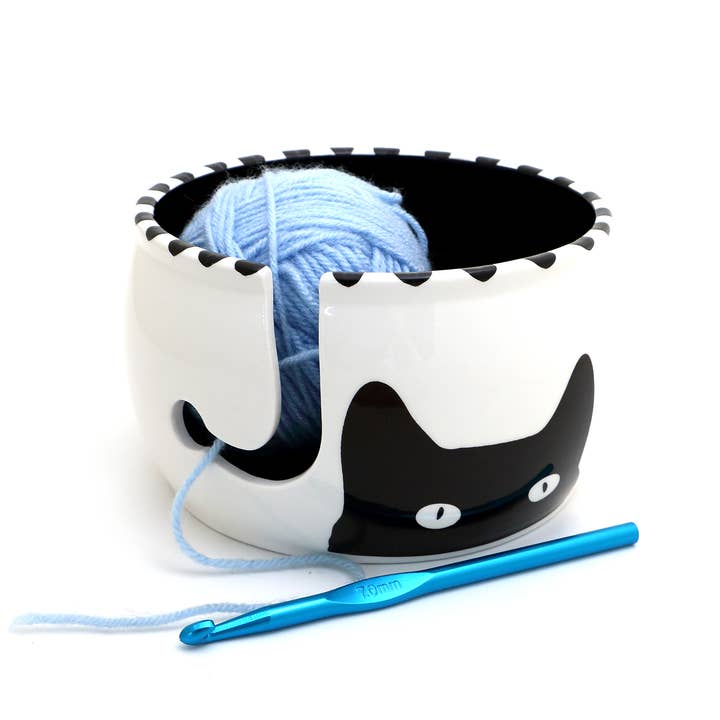 Lenny Mud - Wholesale Knitting/Crochet Supplies - Kitty Ears Cat Ceramic Yarn Bowl1