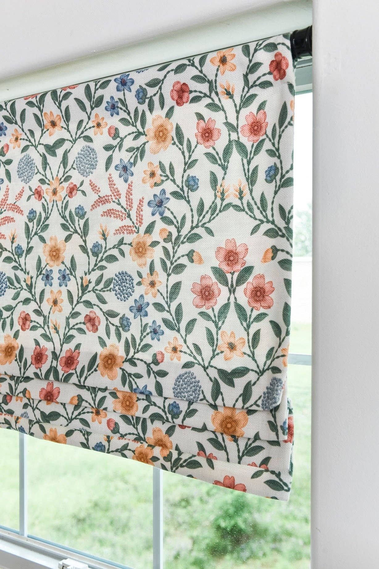 Lanting Home Decor Inc. - Wholesale Curtain - Custom Faux Roman Shades Summer Countryside Style3